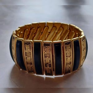 Vintage Mid Century Chinoiserie Schwarz & Gold asiatischen Stil Stretch Panel Manschette Armband