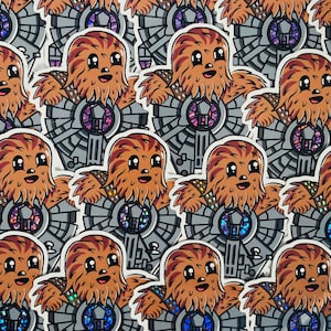 Pode incluir: Uma coleção de adesivos coloridos com um personagem de desenho animado de Chewbacca segurando um Millennium Falcon. Os adesivos têm um acabamento holográfico.