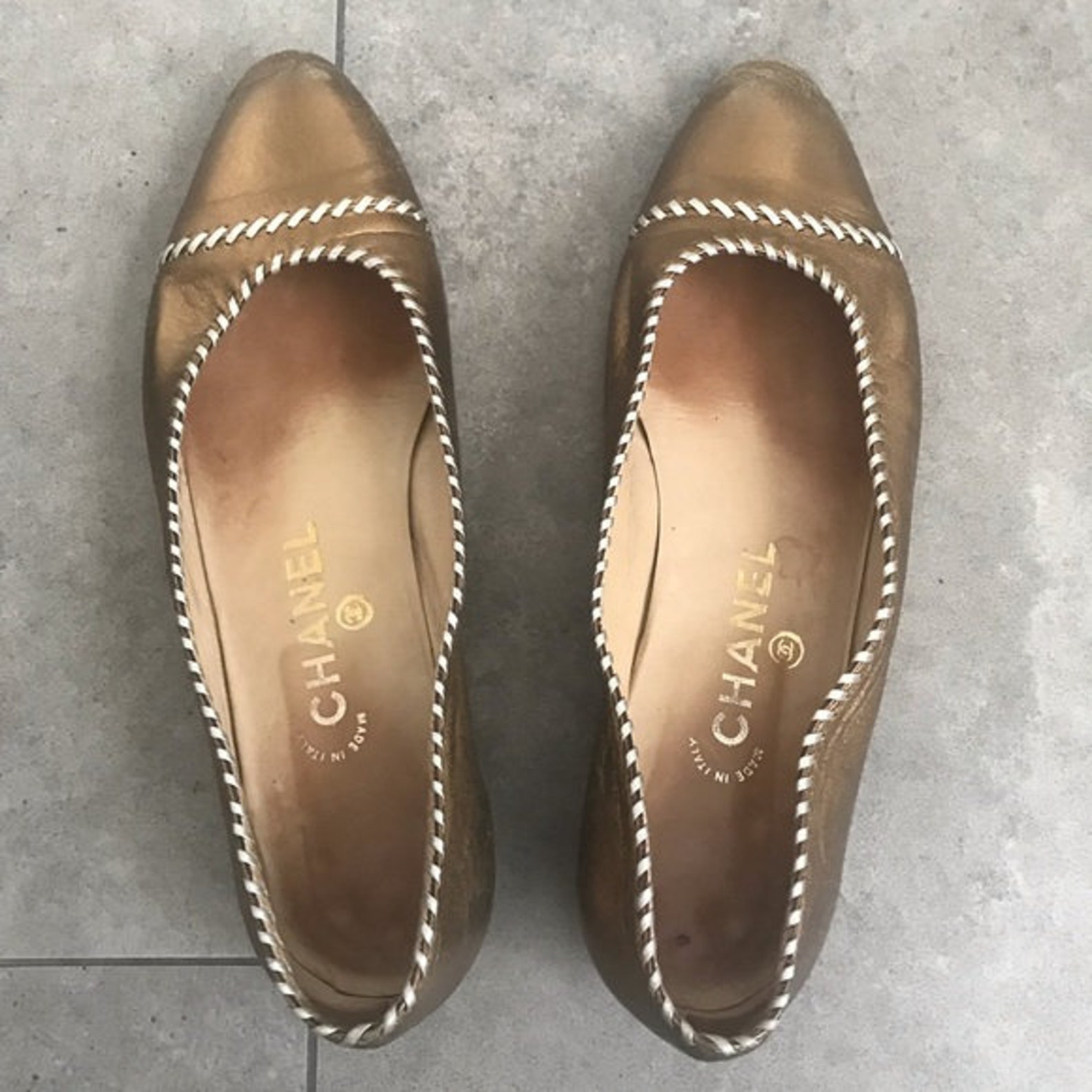 vintage authentic bronze metallic chanel ballet flats!