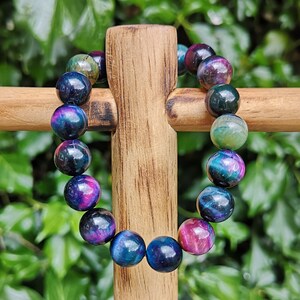 Stunning Galaxy Tigers Eye Bead Bracelet - purple pinks, blues and greens just stunning
