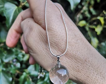 Colgante de esfera de cuarzo rutilado - Collar de cuarzo rutilado dorado y plata 925 - Collar de cristal rutilado dorado - Mini esfera de cristal rutilado