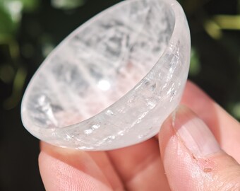 Cuenco de cuarzo transparente de 49 mm - Cuenco pequeño de cristal de cuarzo - Cuenco de piedra preciosa de cuarzo - Cuenco de altar de cuarzo transparente - Cuenco para rituales de ofrenda