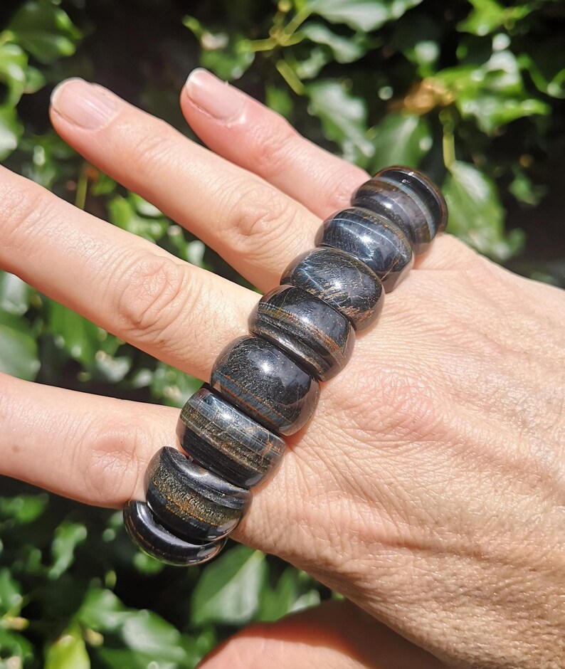 Blue Tigers Eye Crystal Bracelet - Hawks Eye Soft Bangle - Rare Falcons Eye Stretch Bangle - Flashy Tigers Eye Bracelet Cuff - Protection immagine 7