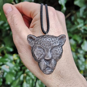 Silver Sheen Obsidian Leopard Necklace - Silver Obsidian Necklace Black Panther - Jaguar Gemstone  Necklace - Spirit Animal - Cat Lover Gift