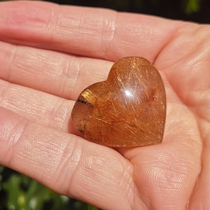 Gold Rutile Quartz Heart 16g - Quartz Heart With Golden Rutilation 32mm - Golden Rutile in Quartz Heart - Quartz Heart with Rutilated Gold