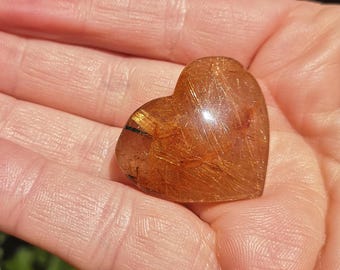Gold Rutile Quartz Heart 16g - Quartz Heart With Golden Rutilation 32mm - Golden Rutile in Quartz Heart - Quartz Heart with Rutilated Gold