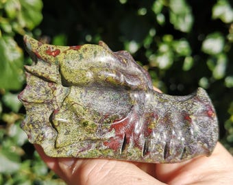 Dragons Blood Jasper Dragon 194g - 3 inch Dragons Blood Carved Dragon Head - Dragon Stone Dragon Skull Crystal  - The Protector of Life