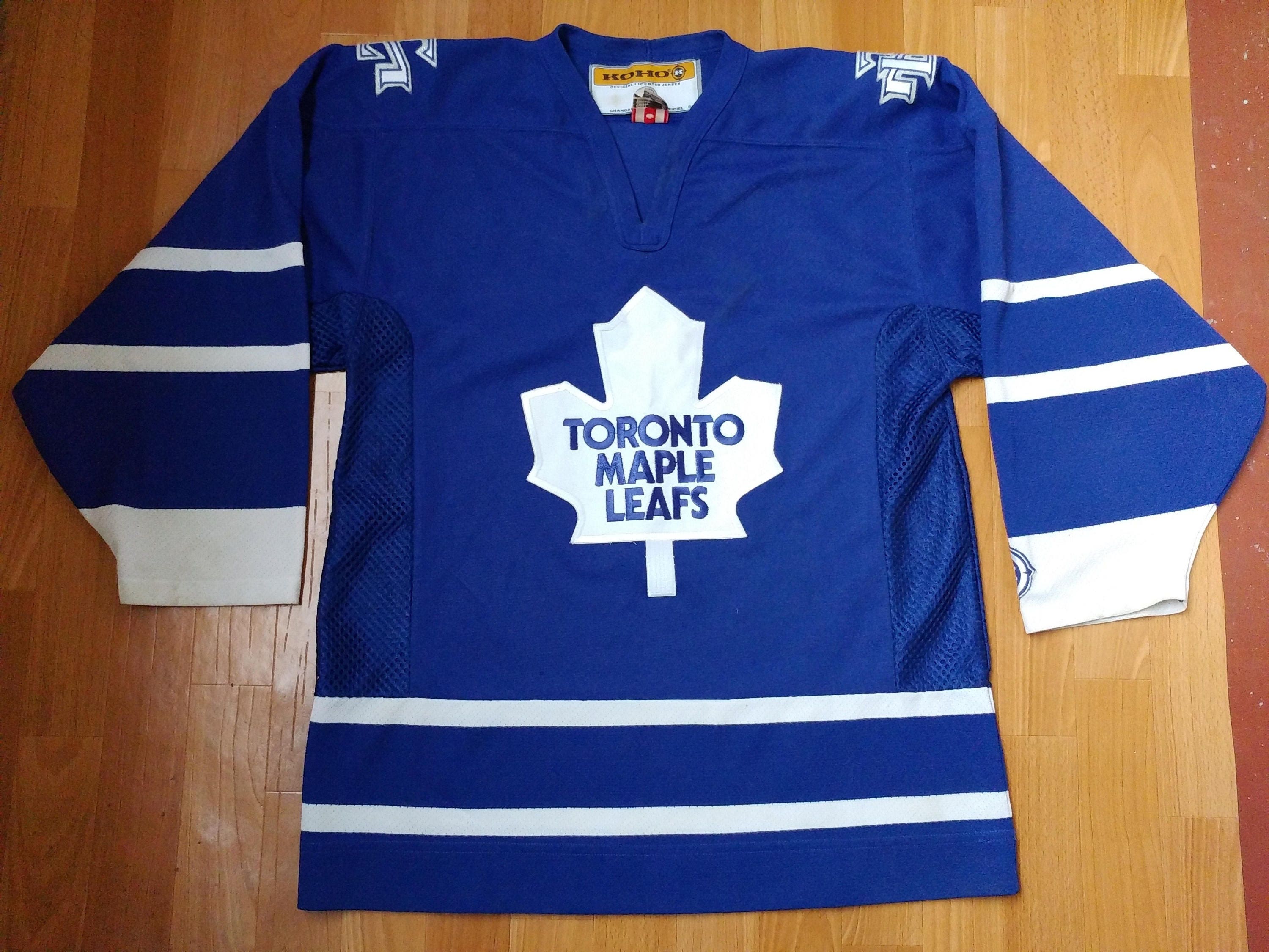 maple leafs jersey canada