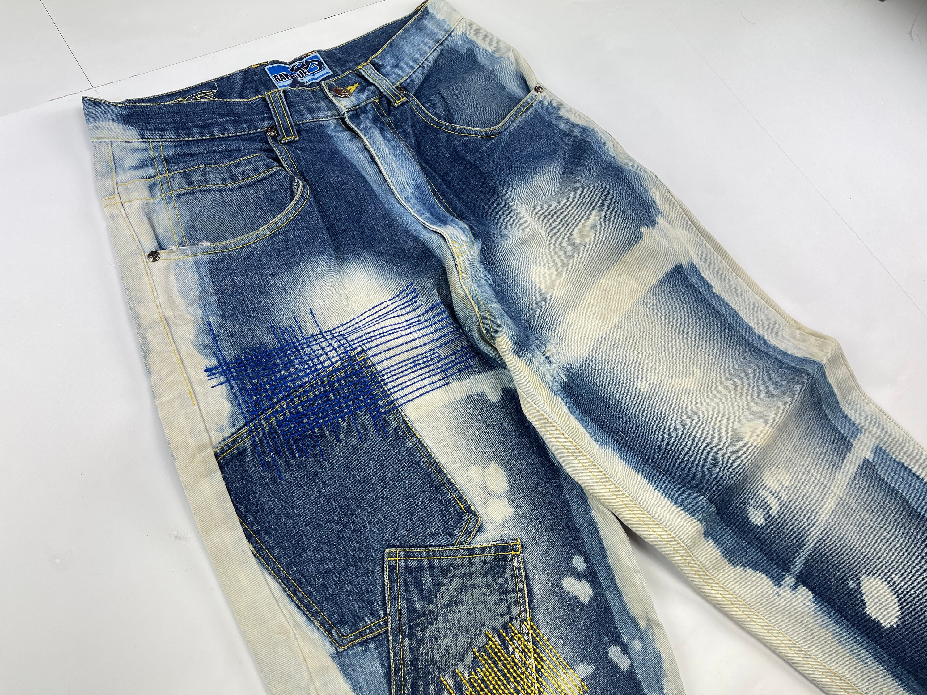 really baggy jeans from the 90s