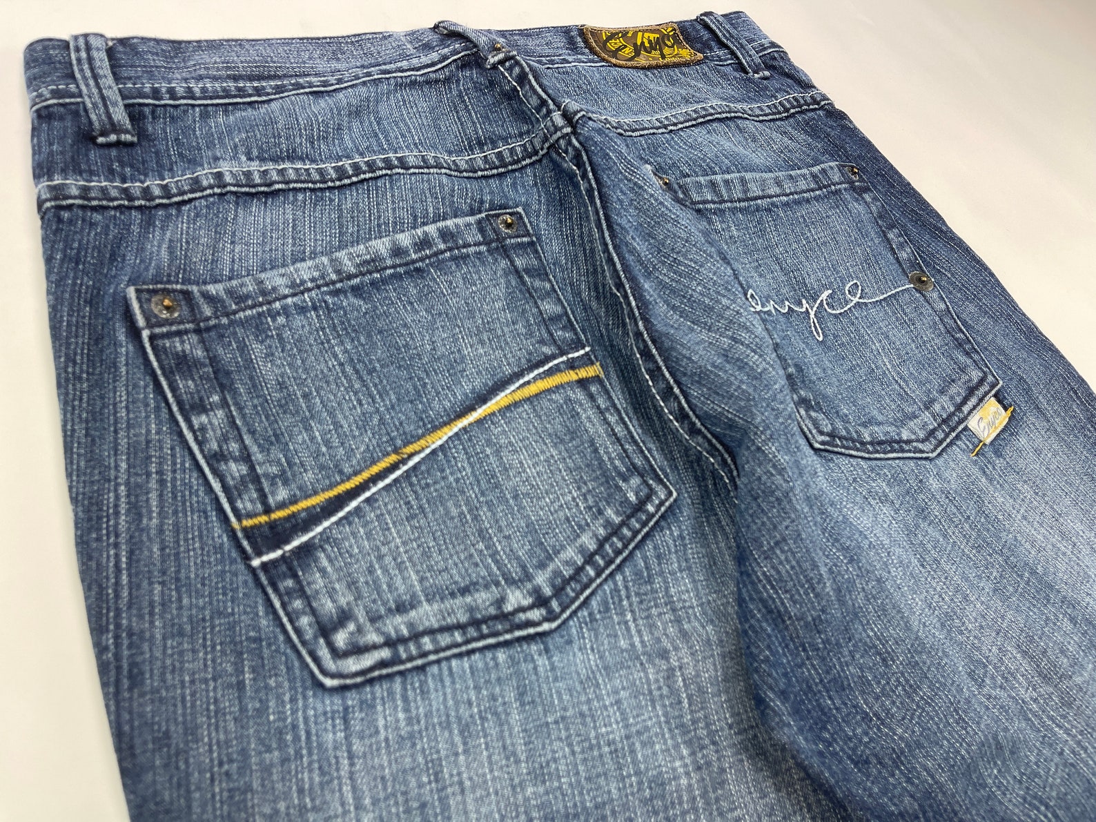 really baggy jeans from the 90s
