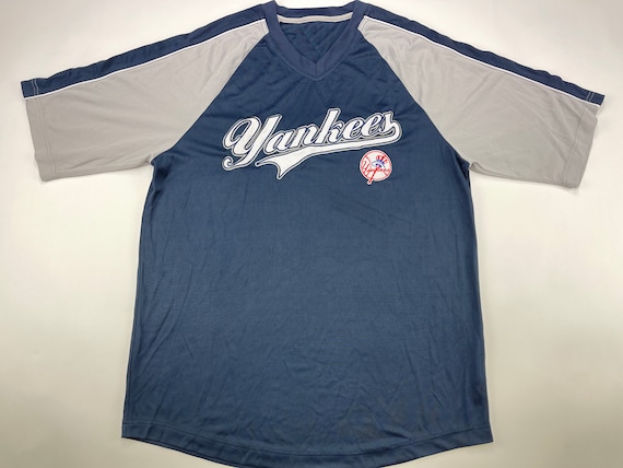 blue yankees shirt