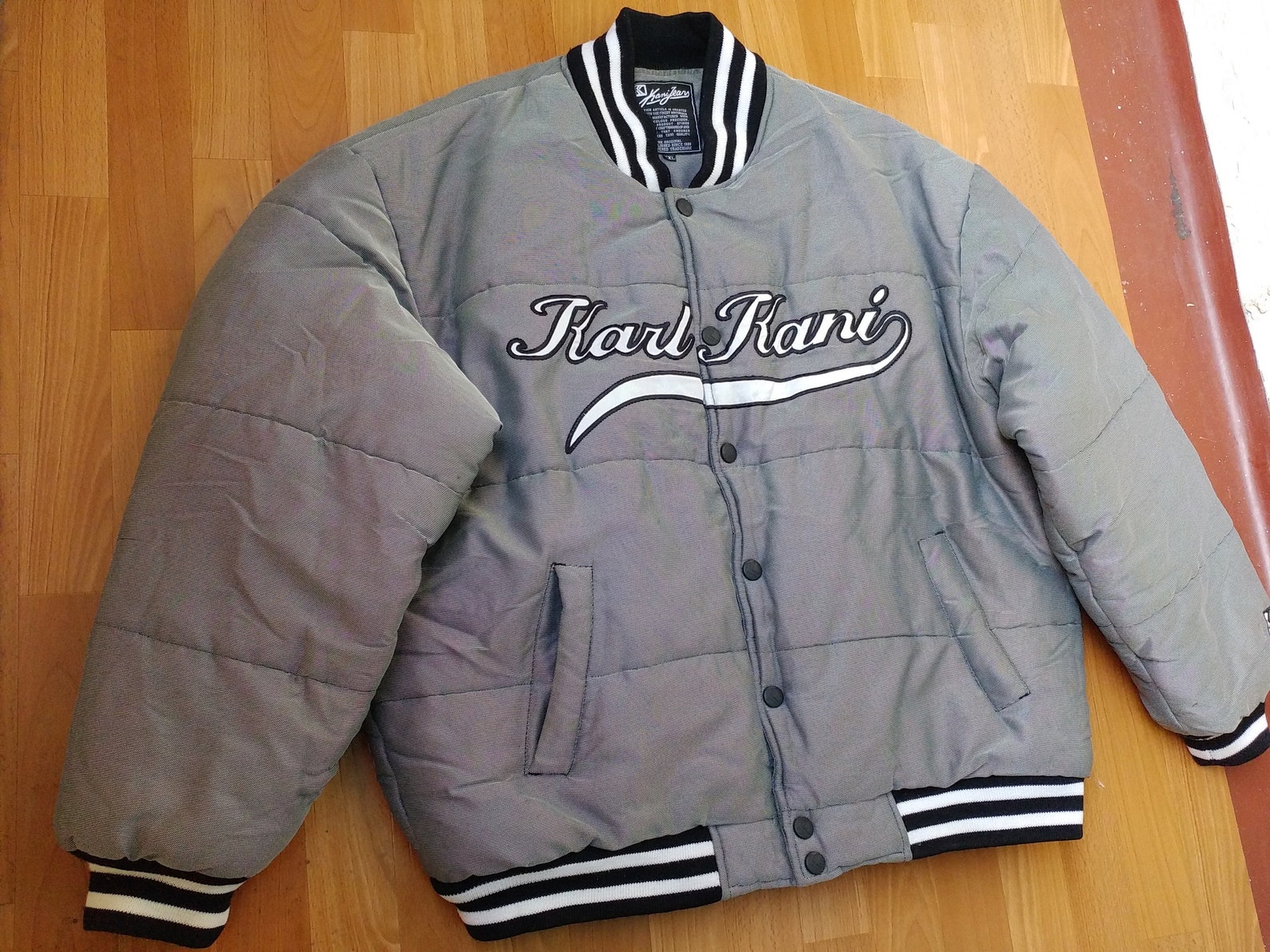 bomber kani