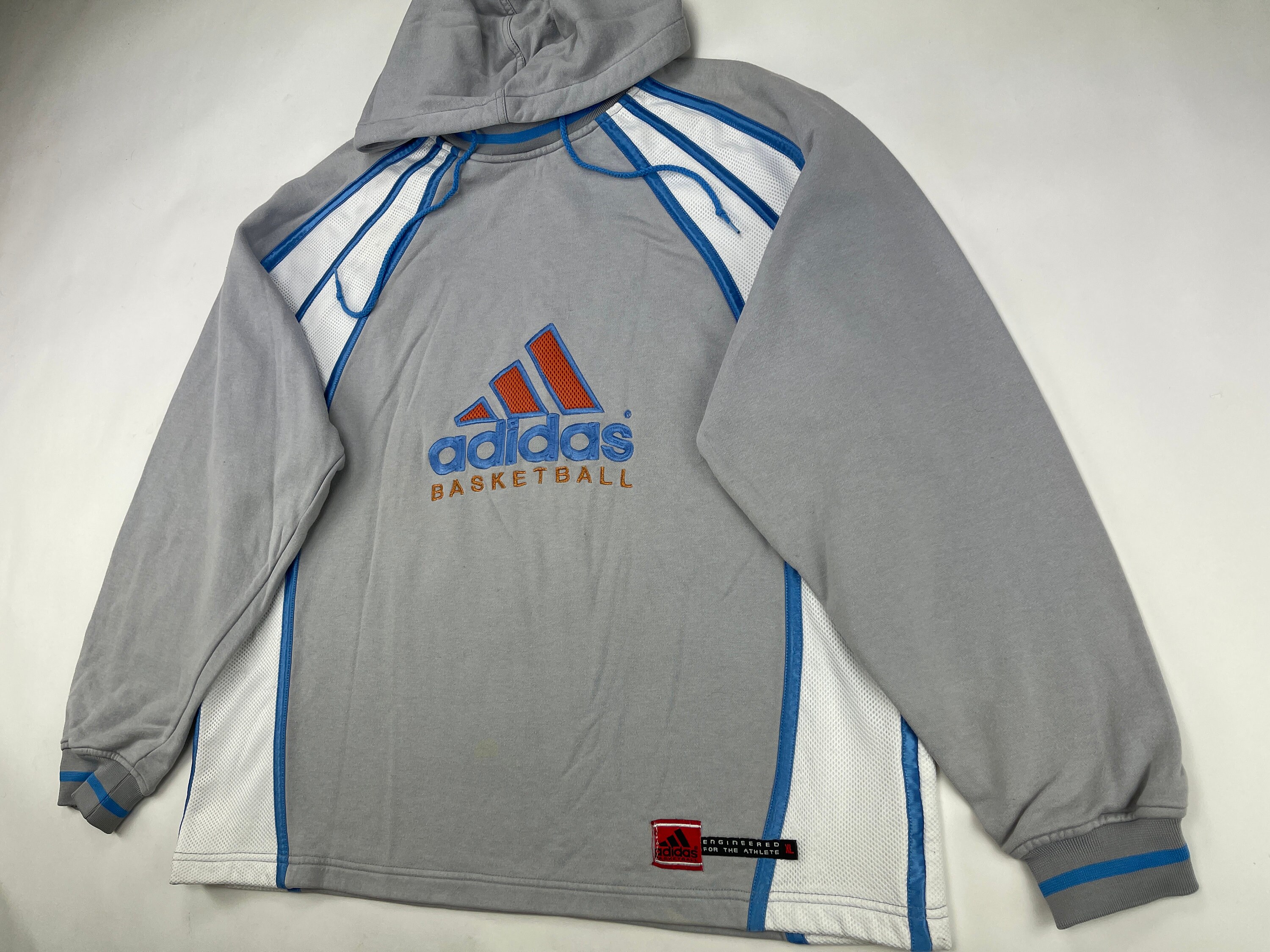 grey vintage adidas sweatshirt