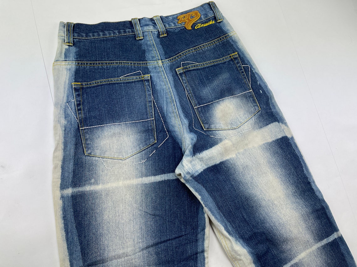 vintage 90s baggy jeans