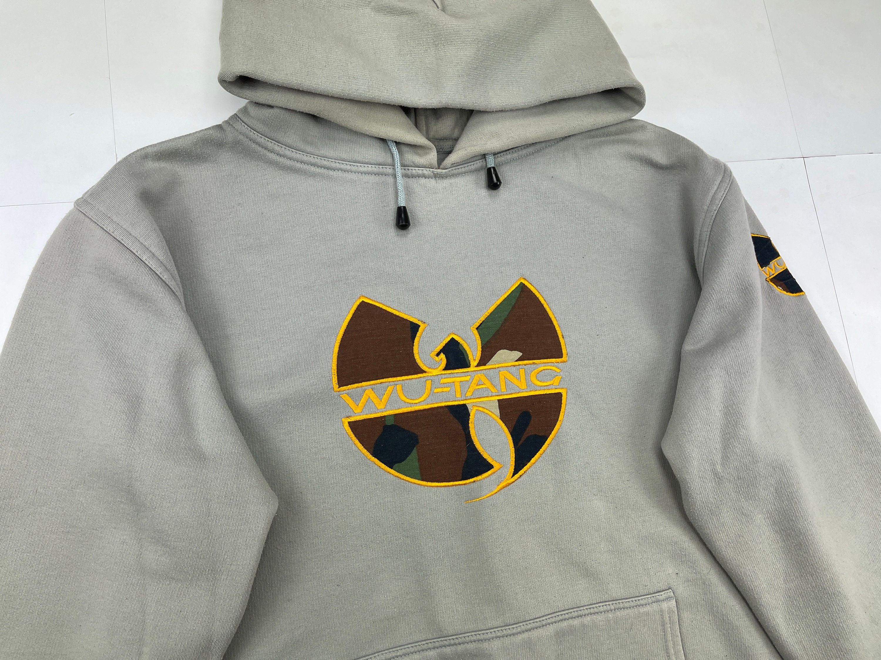 WU WEAR Hoodie, Vintage 1990s Hip Hop Sweatshirt, Embroidered, Wu Tang  Clan, 90s Hip-hop, Gangsta Rap Og, Old School Streetwear Mens Size XL - Etsy