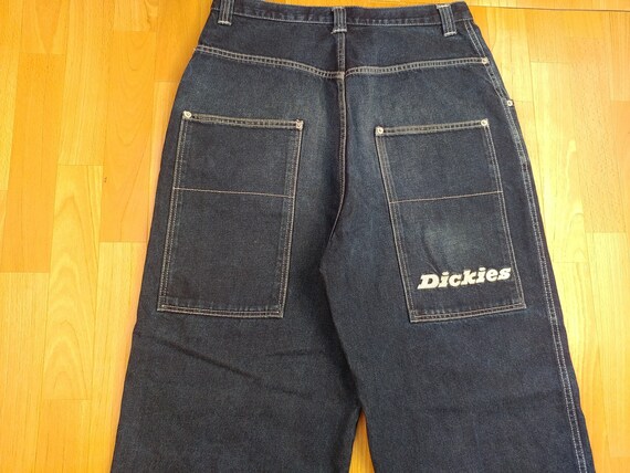 baggy jeans from the 90s brands
