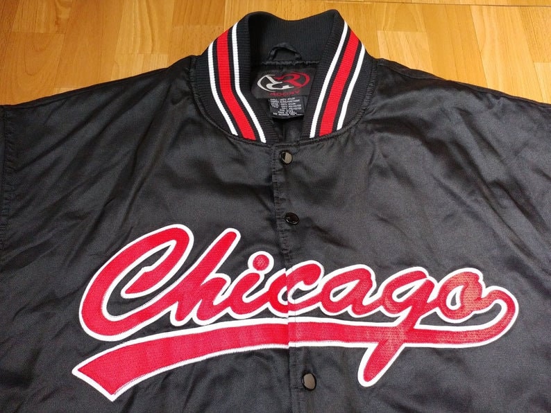 Vintage 90s Chicago Bulls Nylon Jacket Size Large – Thrift Sh!t