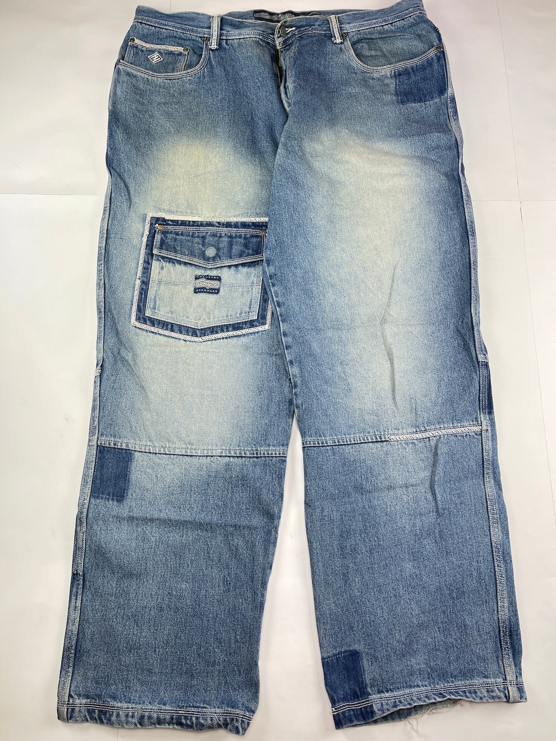 vintage 90s baggy jeans
