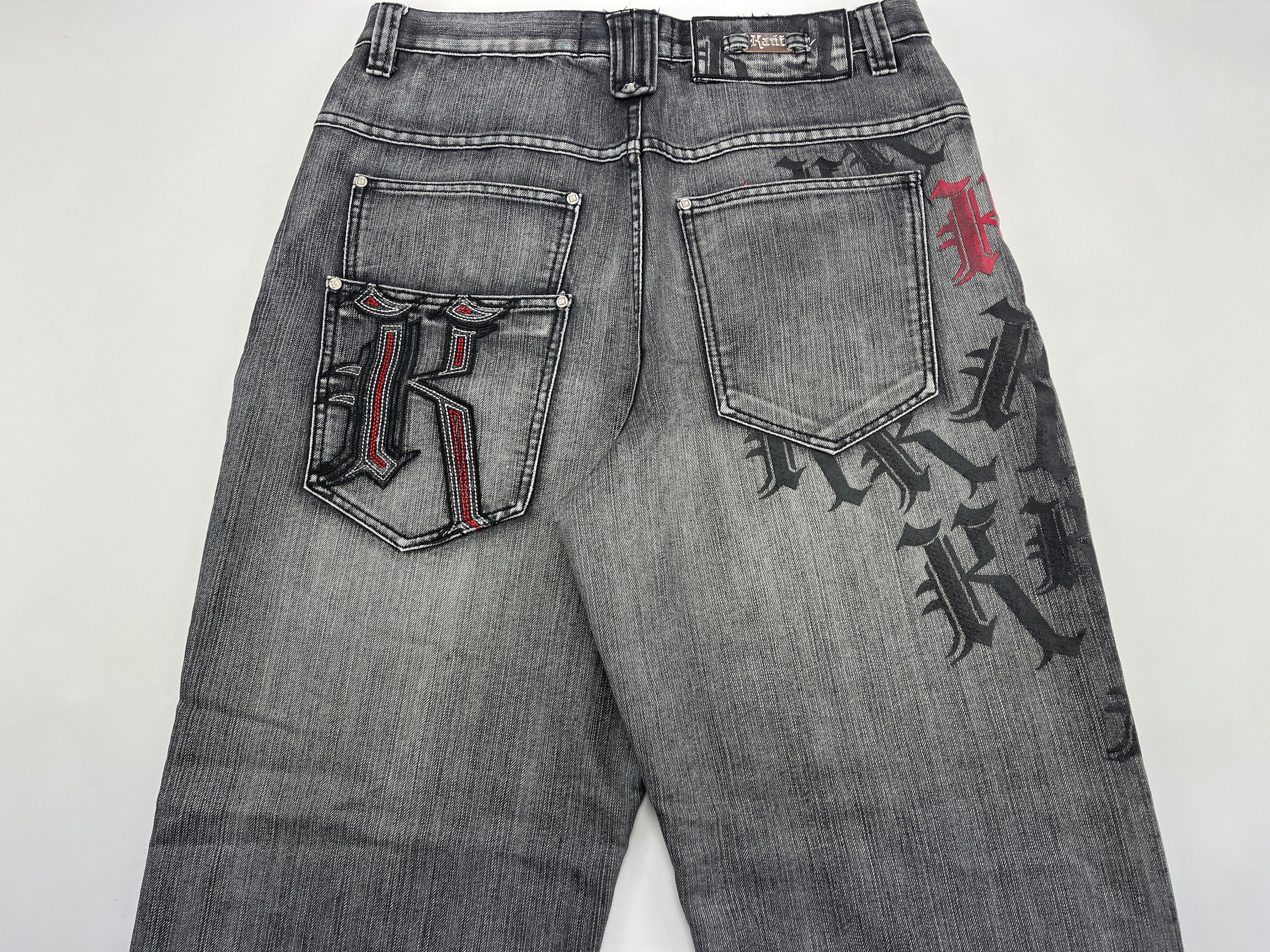 karl kani baggy shorts