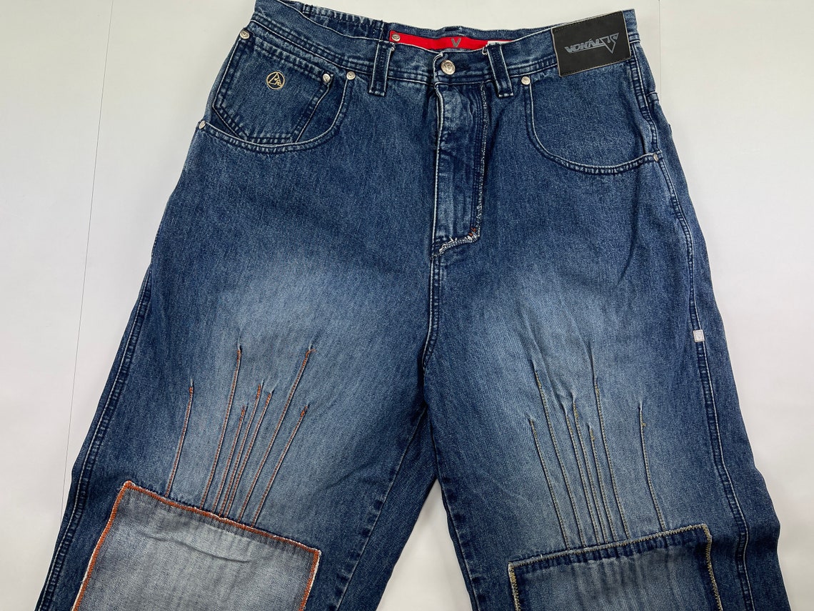 vintage 90s baggy jeans