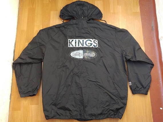 kings windbreaker