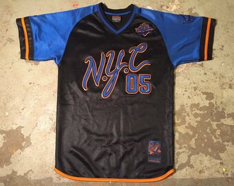 FUBU jersey, Fubu City Series, NYC shirt, vintage New York t-shirt 90s hip-hop clothing, 1990s hip hop, gangsta rap, size M Medium