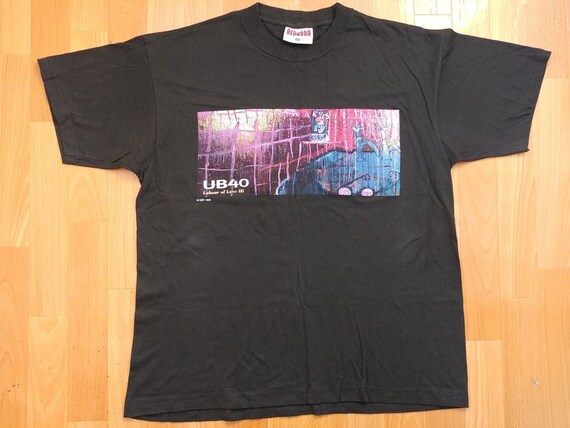 UB40 T-shirt Vintage 1998 Labour of 