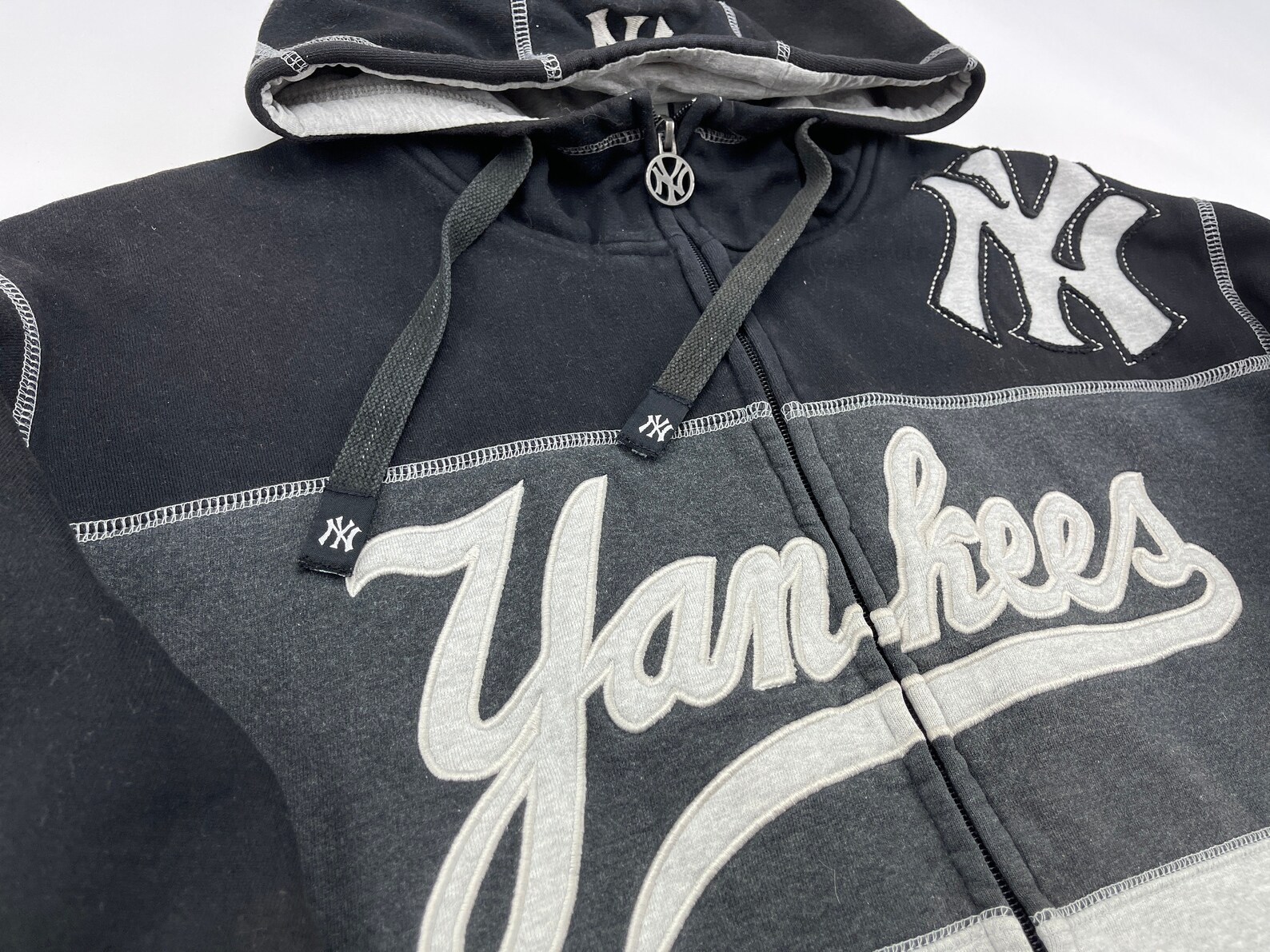 yankees playoff hoodie