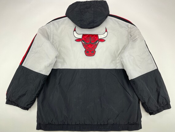 NBA STARTER Chicago Bulls Jacket Nylon Vintage Basketball Jacket
