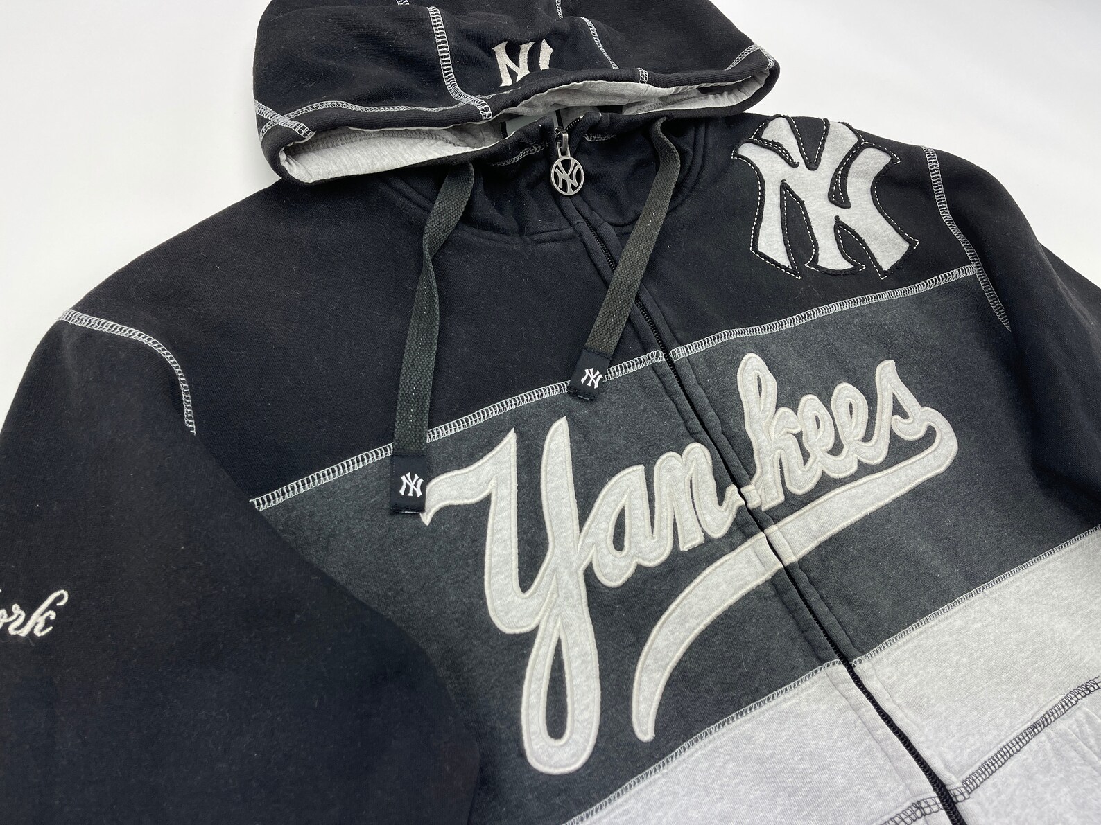 yankees playoff hoodie