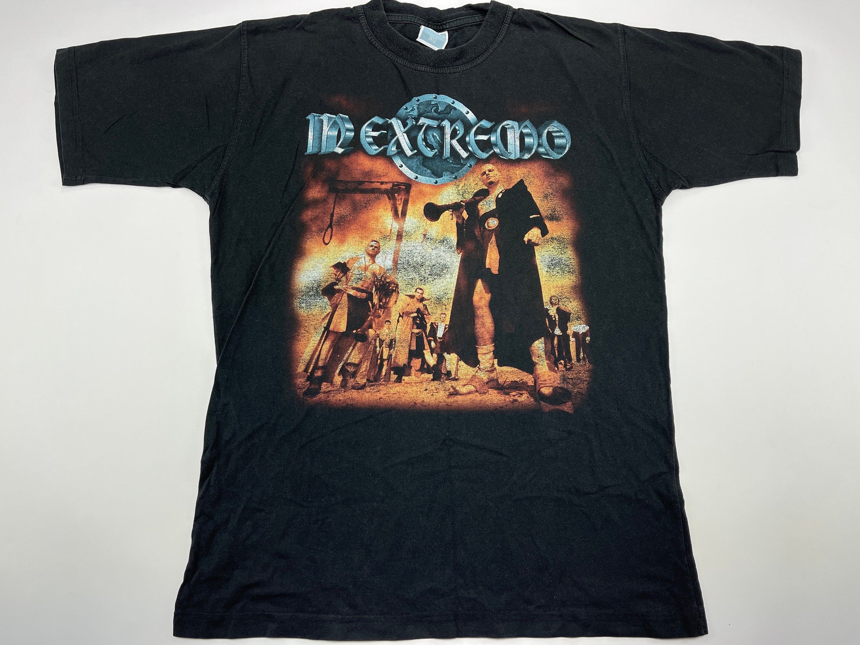 Discover Vintage In Extremo 90er Tour Metal Rock Band Zweiseitiges Tshirt