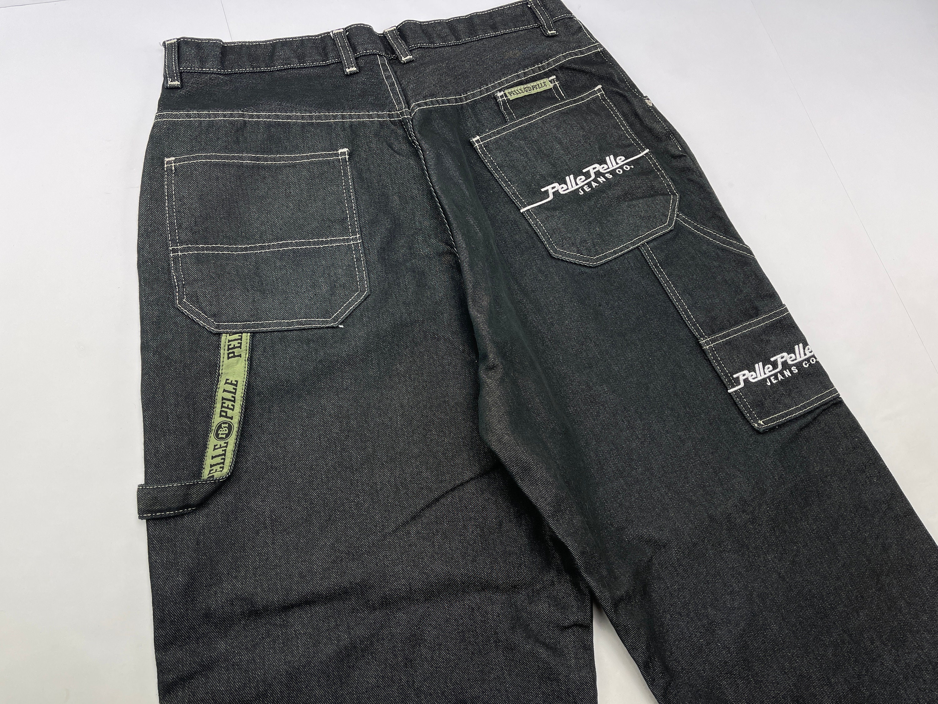 Preços baixos em Calça Jeans Masculina Pelle Pelle