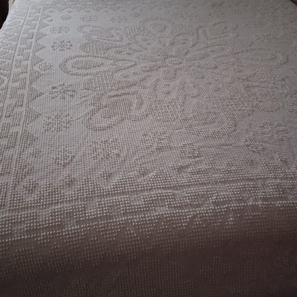 Bates Bedspread Etsy
