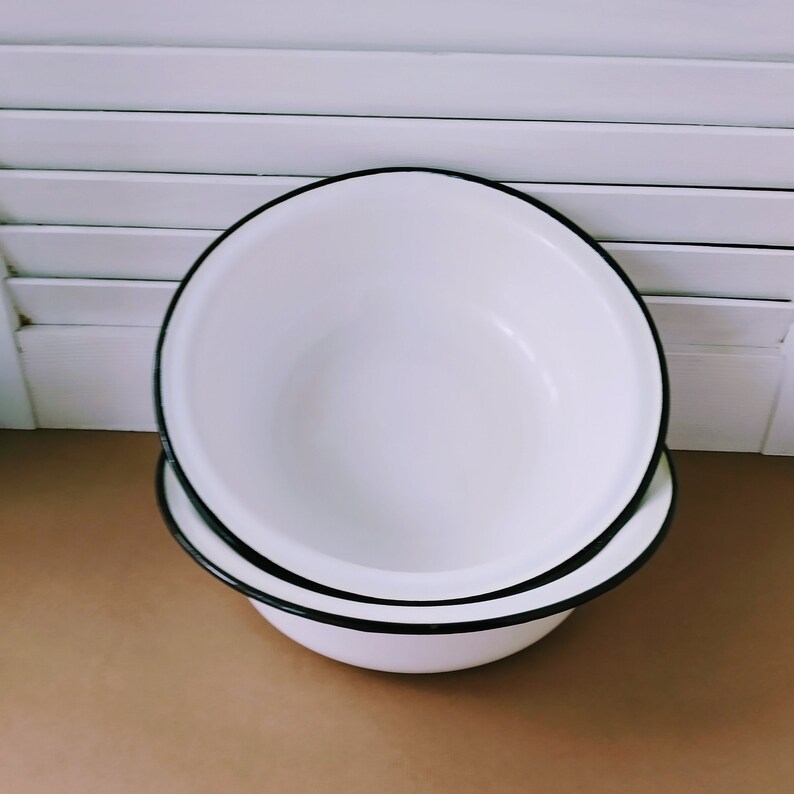 1L Vintage Enamel Bowl White Enamel Bowl White Enamelware Etsy