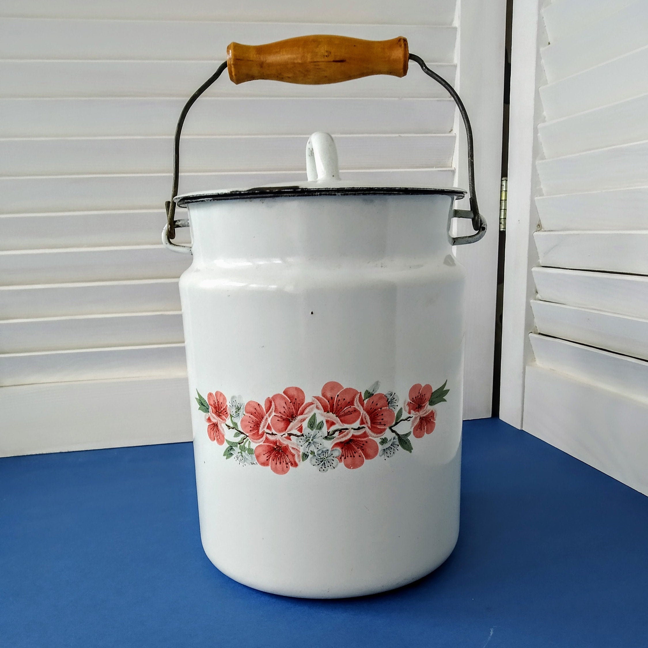 Vintage white milk can with lid, USSR rustic kitchen canister, metal