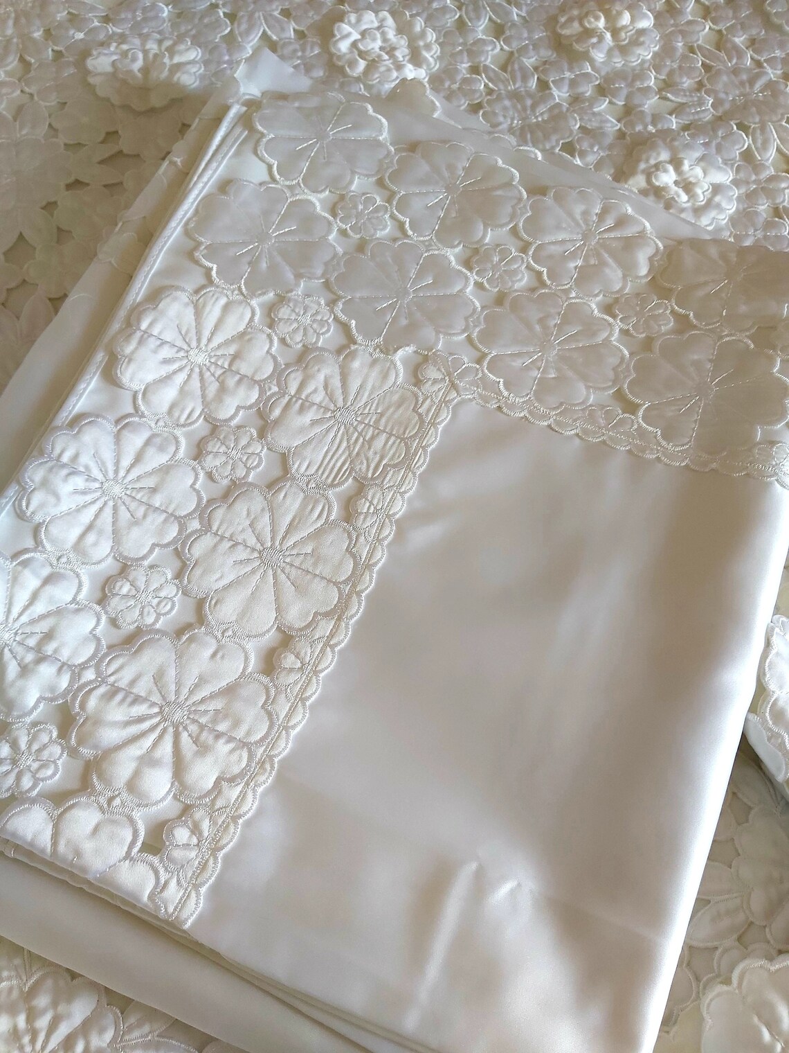 Satin Sheet Set Vintage Satin Sheets Romantic Italian - Etsy