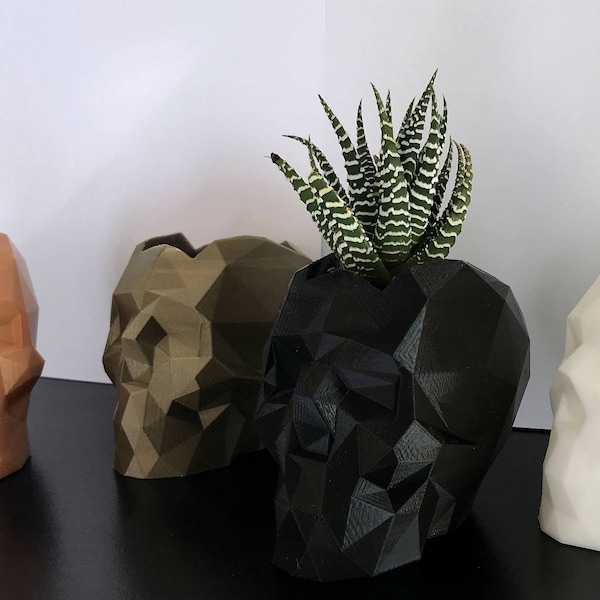 3D-geprinte bloempot met schedel