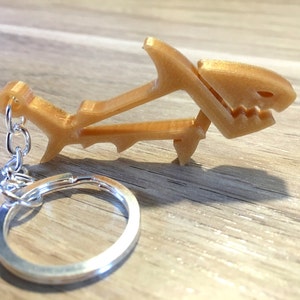 Shark keychain image 3