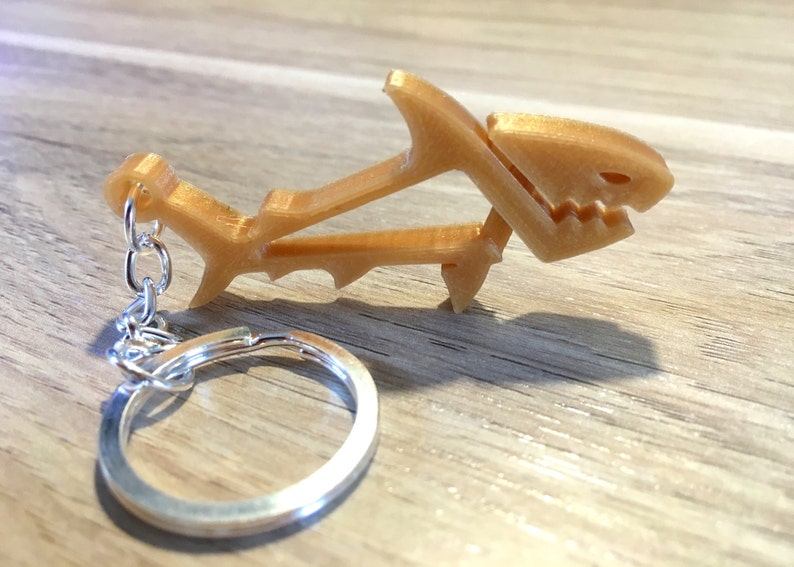 Shark keychain image 3