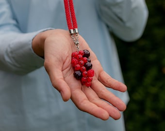 Red berry necklace, polymer clay cherries, raspberries, redcurrants, fruit jewelry, realistic berries, summer necklace, handmade berries