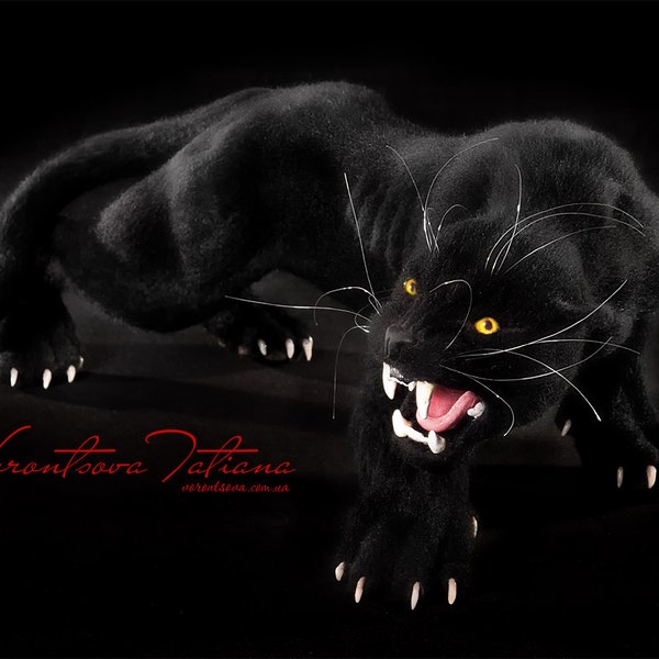 Needle Felted Wool Animal Sculpture Black Jaguar (Black Panther): Noir