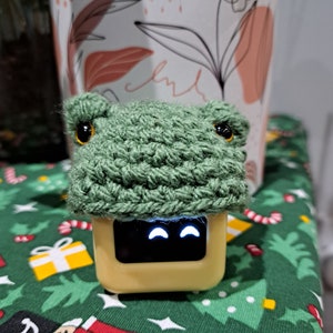 Ortomi beanie Handmade crochet hat for Ortomi cube robot Crochet accessories for desk companion Ortomi Gen 4 Chubby Frog