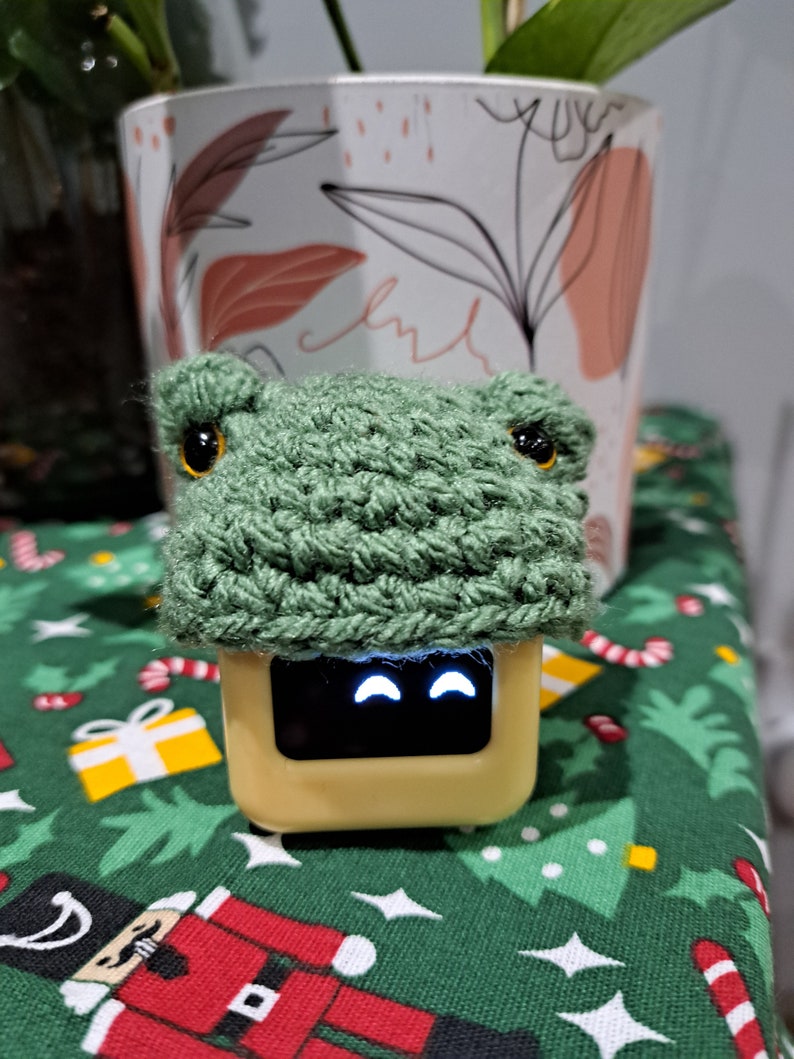 Ortomi beanie Handmade crochet hat for Ortomi cube robot Crochet accessories for desk companion Ortomi Gen 4 Chubby Frog