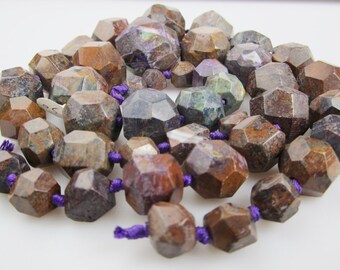 Purple Jasper Graduated Faceted Nugget Chunk Beads Approx 13-35mm 15.5" Strand