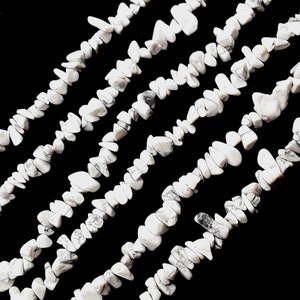 White Howlite Irregular Nugget Chips Beads Approx 7-8mm 34" Strand