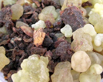 Frankincense & Myrrh Resin Incense  - Meditation, Protection, Blessings - Dee's Transformational Healing