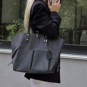 Leather Tote Bag: Full Grain Bovine, Optional Closure