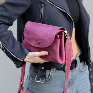 Leather crossbody bag with crossbody strap and Clip On Wallet or not, Women leather shoulder bags, Everyday purple crossbody leather bag Matte_Light sangria
