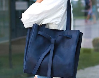 Leather Tote Bag, Minimalist Design, Magnetic or Hook