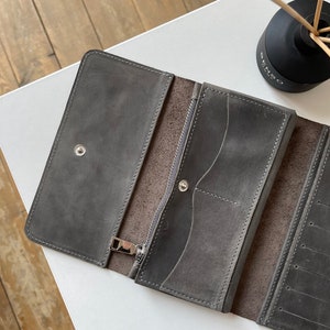 Cartera grabada de cuero envejecido para mujer - Regalo hecho a mano para esposa